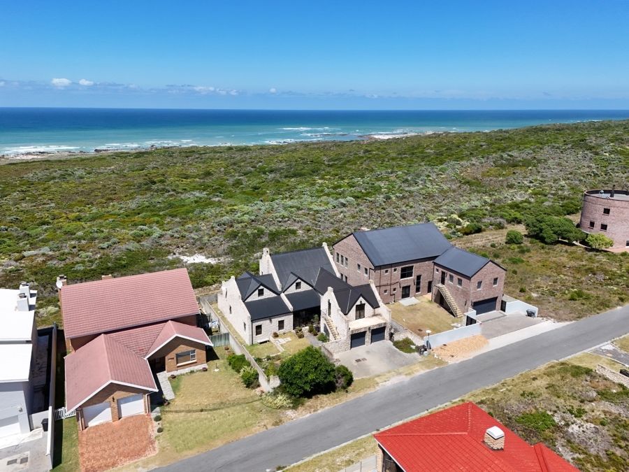 5 Bedroom Property for Sale in Agulhas Western Cape